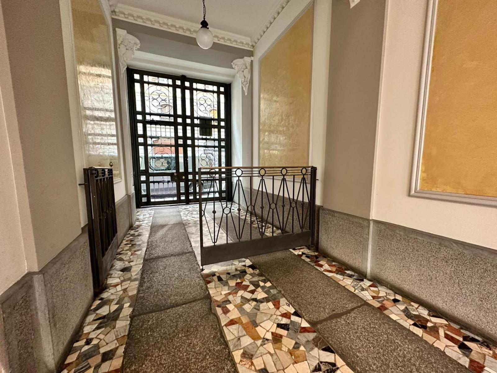 Comecasa Studio Vicino Stazione Centrale Milano Ngoại thất bức ảnh